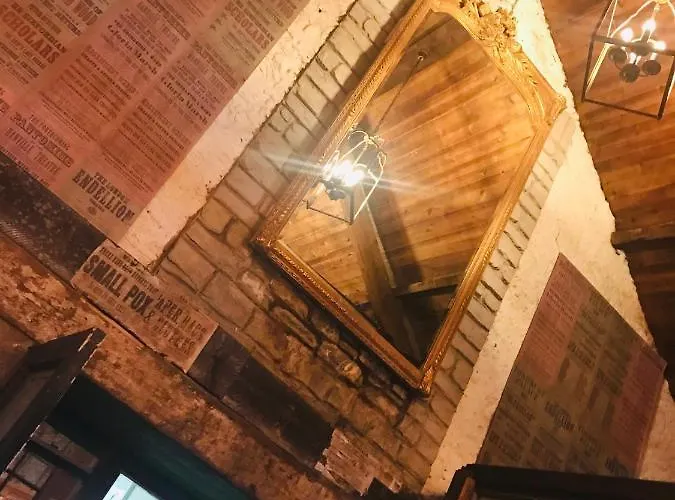 Mcsorleys And Bar 게스트하우스 2*